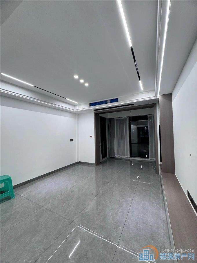 御翠苑   全新精装未入住