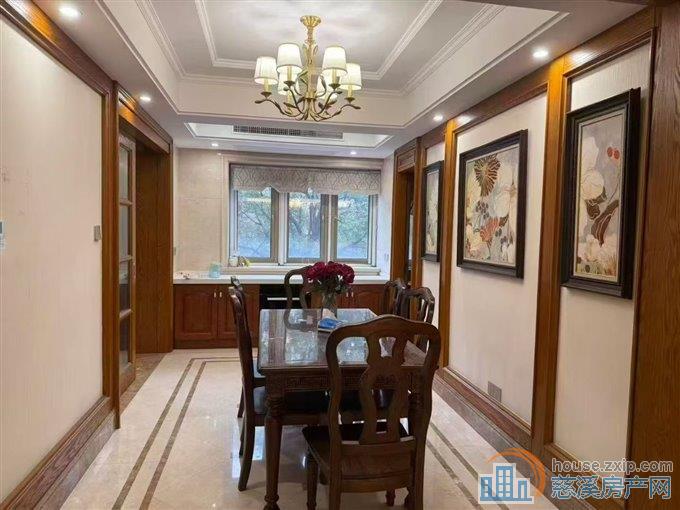 太子湾豪华装修带车位首次出租直接房源