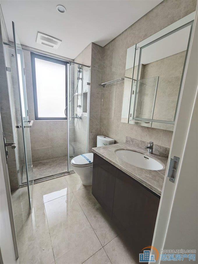 特价急卖!中海湖心半岛5层洋房精装钥匙在