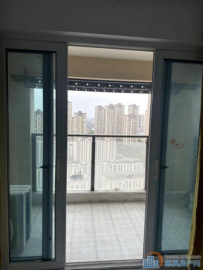 保利俯院江南北区