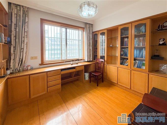 稀缺 白云公寓 复式带露台