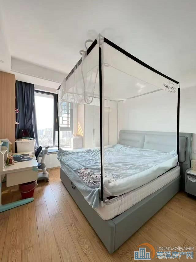 新潮塘北苑107平边套好楼层精装3室