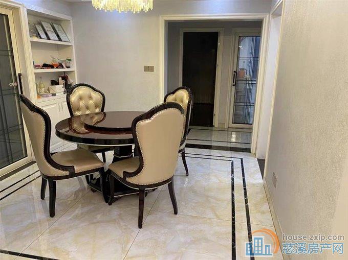 阳光城一期113平自住豪装三房带车位