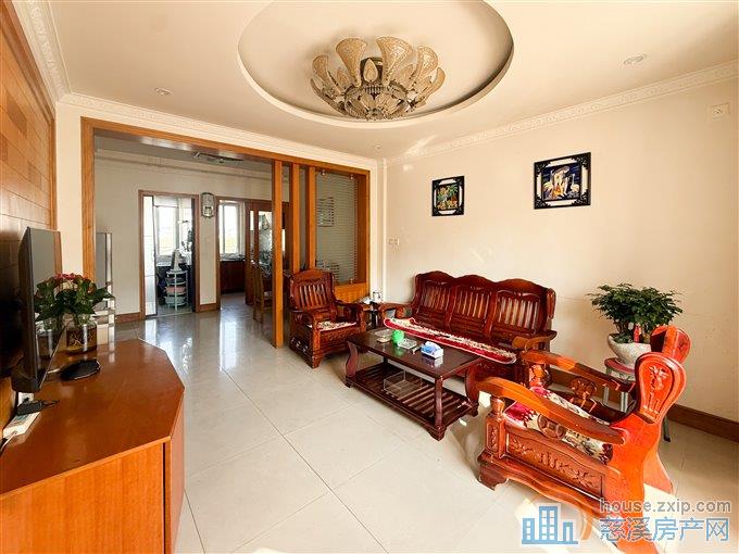 景和家园东区60平42.8万首付6个