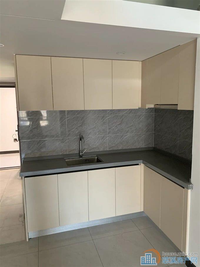 广宇大厦   买一层送一层