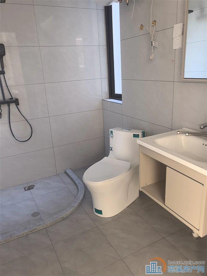  保利俯院江南北区