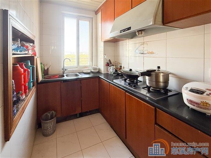 景和家园东区60平42.8万首付6个