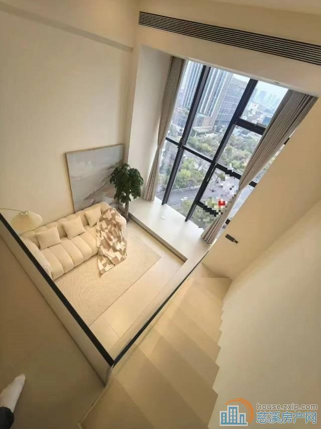 水映天成 LOFT 买一层送一层