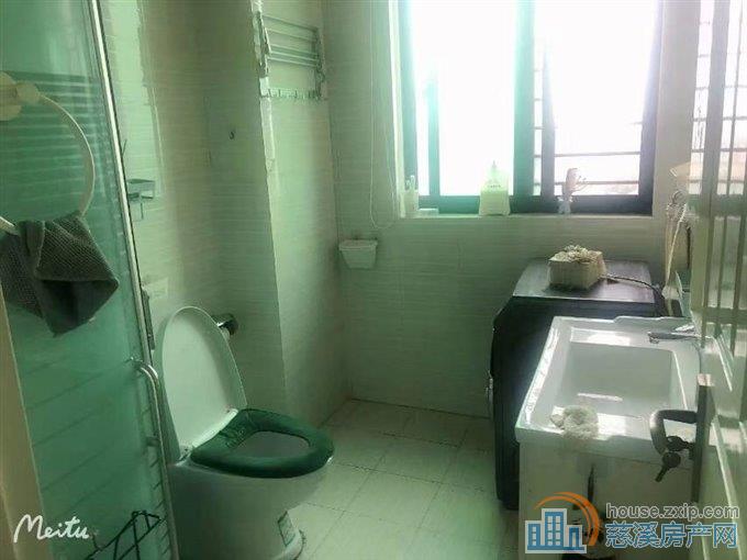 人和家园75平精装2室1800元