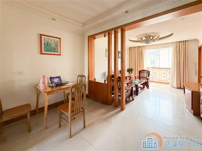 景和家园东区60平42.8万首付6个