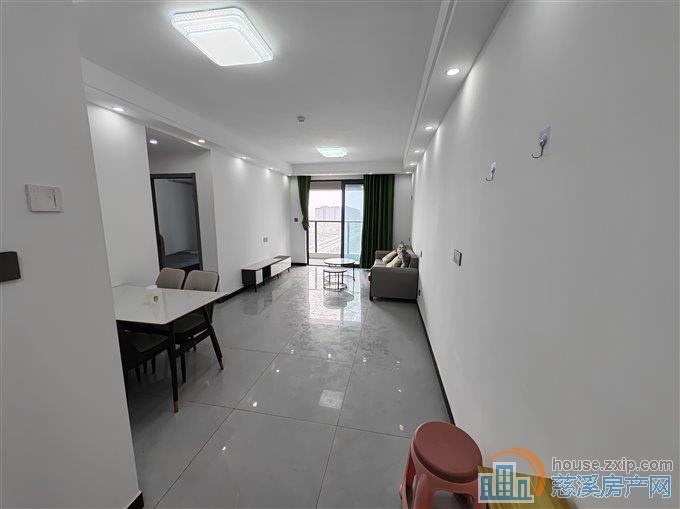 新城河 浔筑 三室 2800