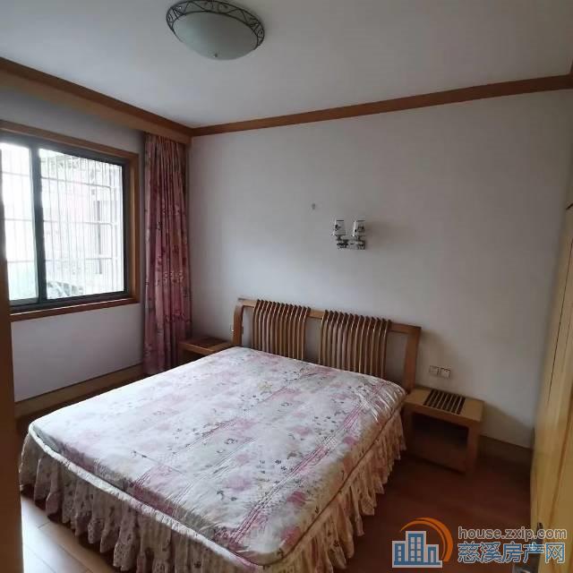 孙塘新村东区150平3楼东套精装160万