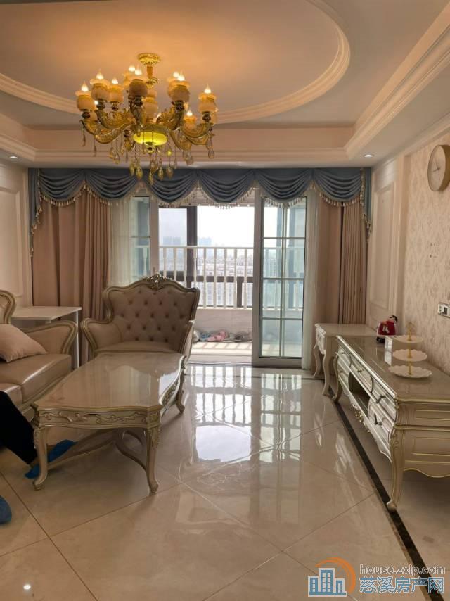 捡漏，金仕华庭 128平精装好楼层满2年