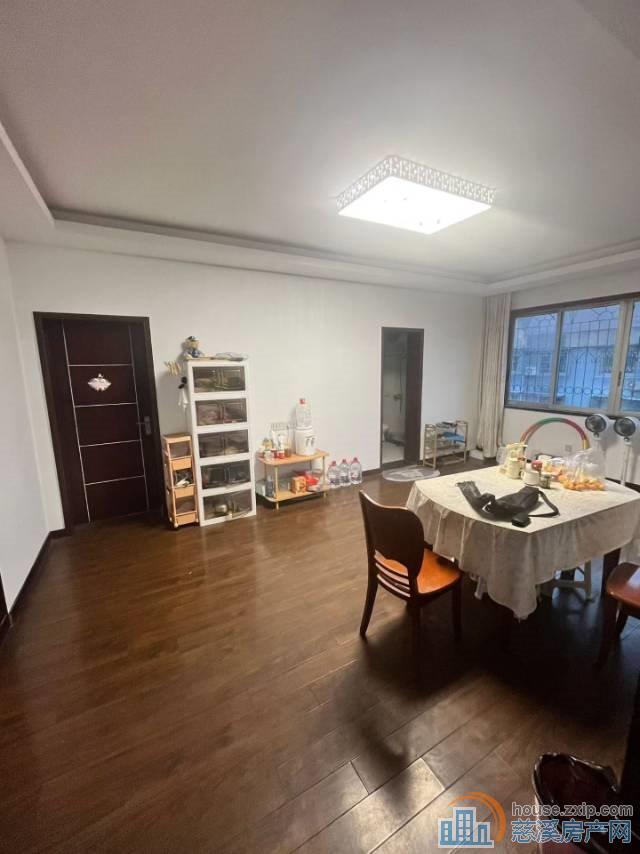 虞波西苑五楼面积120平70.8万简装