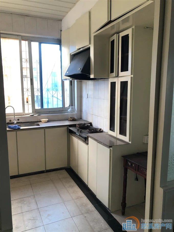 青少年宫路综合楼