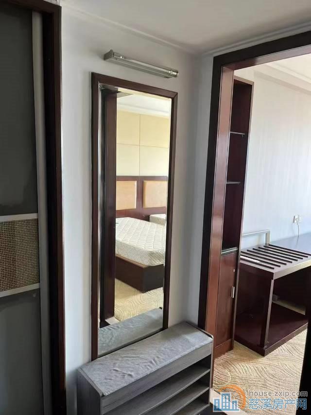 波斯曼朝南45.2平方精装98万满2年