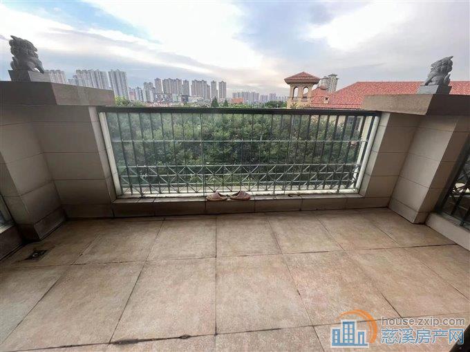 梵石花园195平181万婚装送双车位