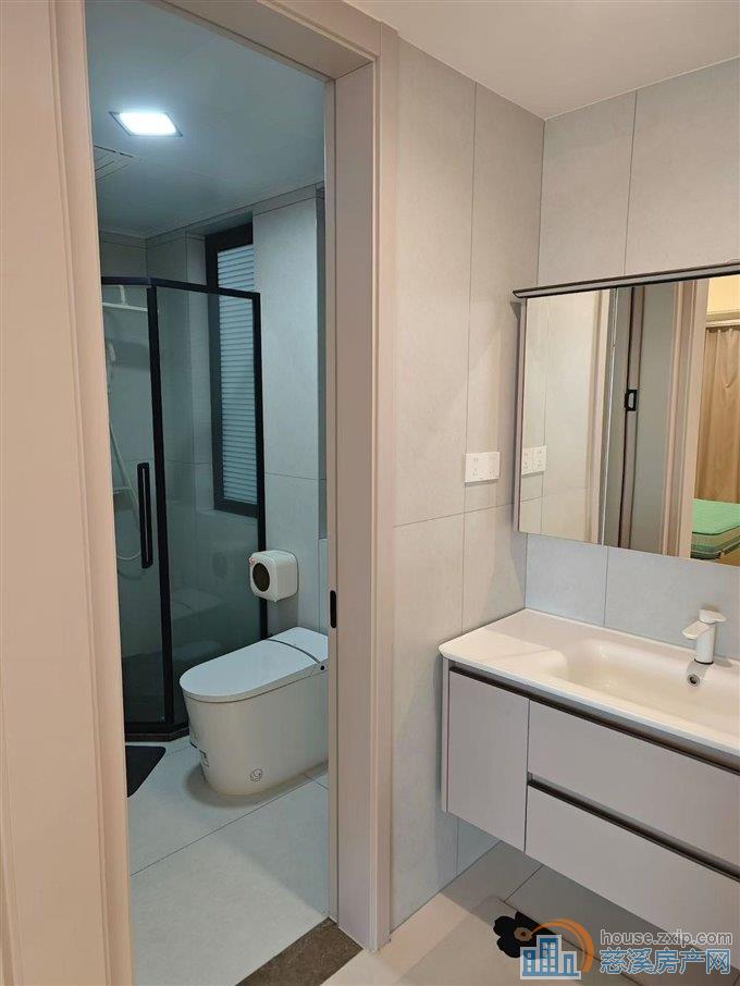 江滨江景苑110平 豪装