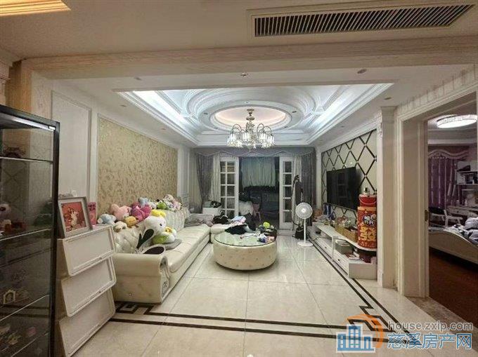 保利一期君悦湾139平顶楼豪装130万