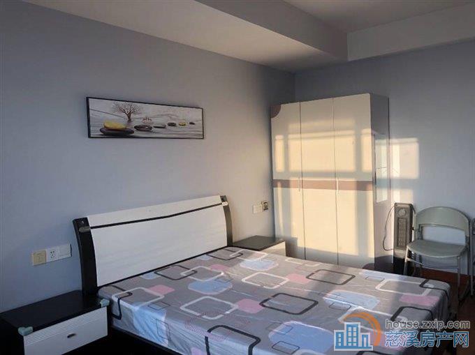 新都明珠苑 精装1100元