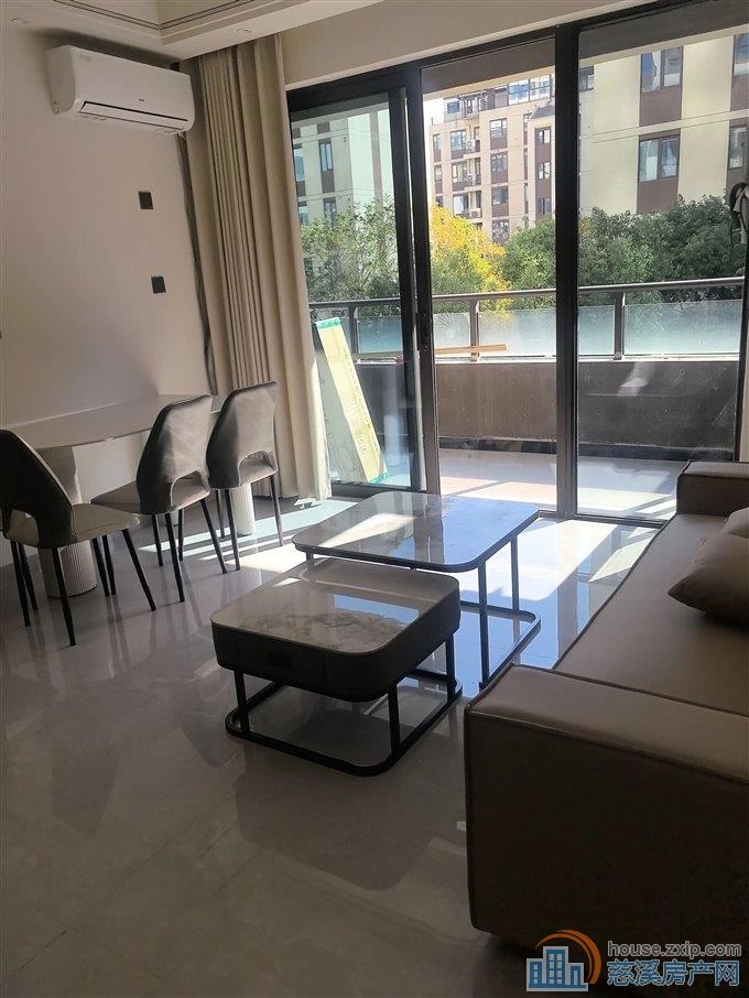  保利俯院江南北区