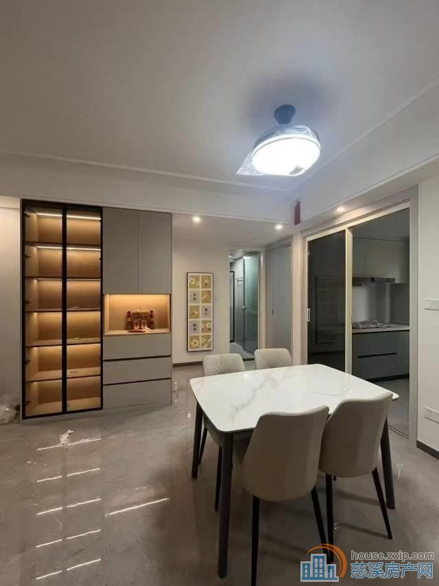 华鸿大发誉林府洋房112平225万车位