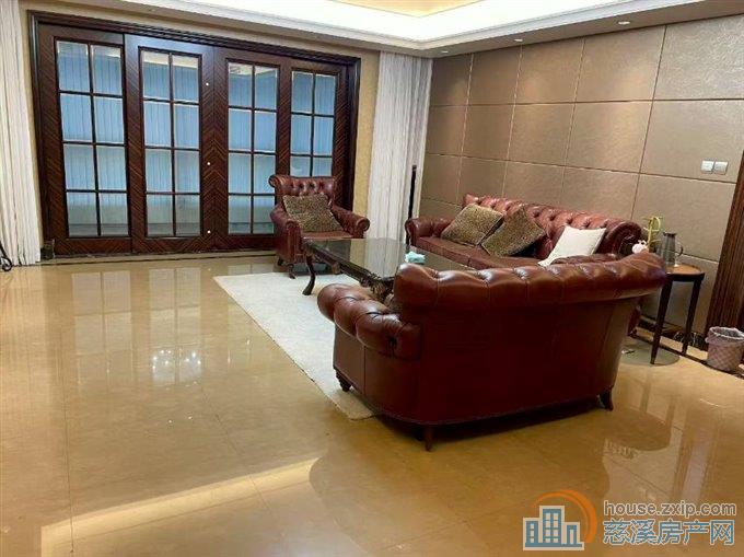 香格壹公馆中上层236平豪装车位318万