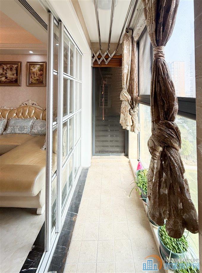 界牌新村138平145万送车位精装修