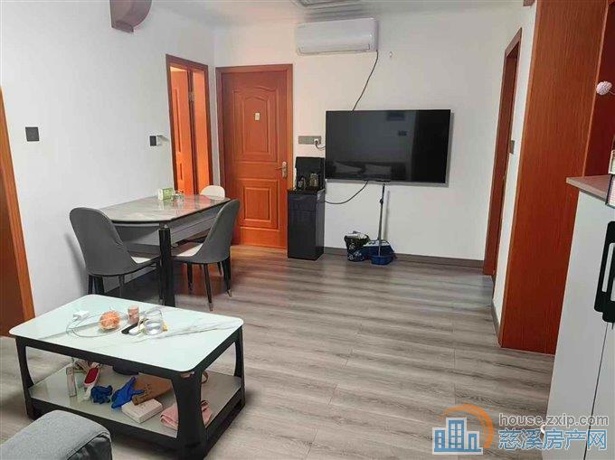 急售金山新村自住精装69平52万