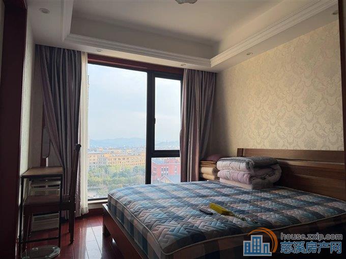 绿城诚园 精装147平方169万黄金楼层