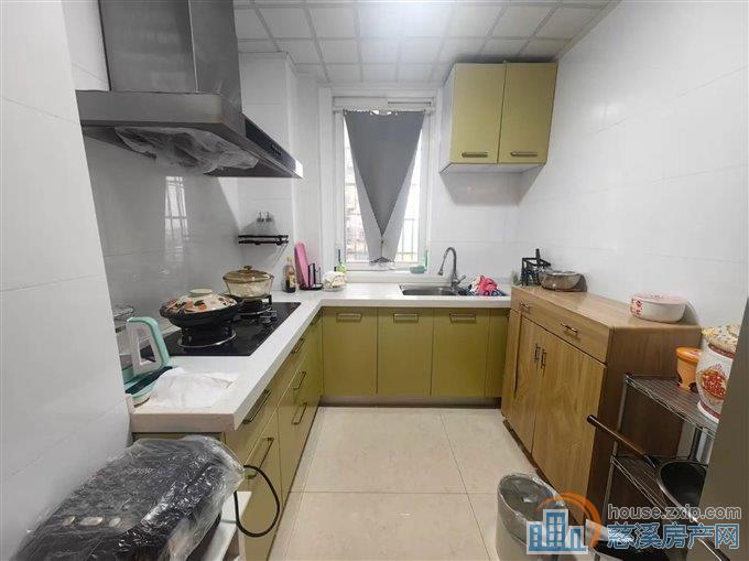 星光家园 精装73平方72万低总价