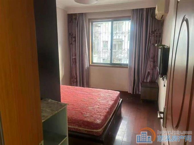 城东新村2楼57平+架空层上林可读精装