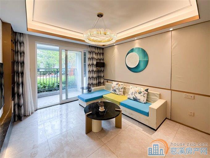 东原芳满庭83平80万精装修洋房