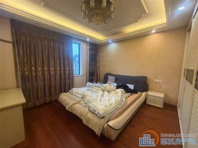 特价出售界牌新村带车位杂物间满2年