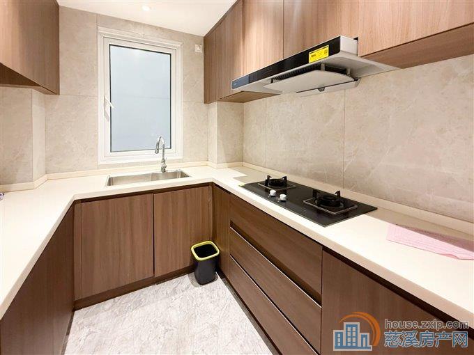 东原芳满庭83平80万精装修洋房