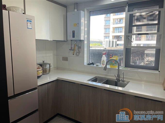 月桂府洋房 精装124平方118万带车位