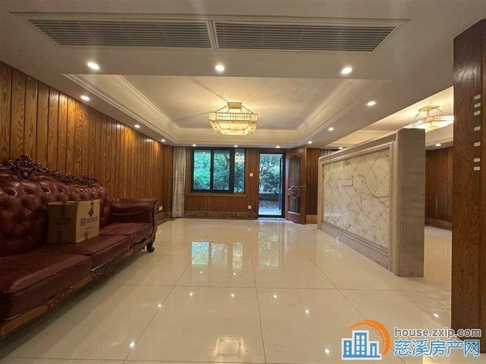 金色港湾 一复二 实际使用有 228平