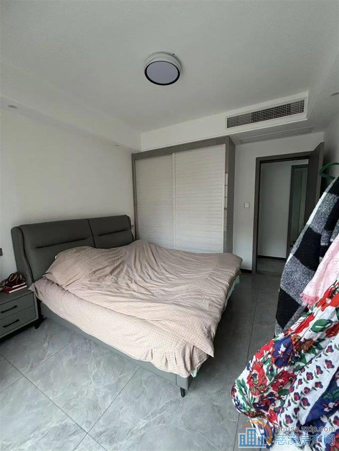 新潮塘北苑 83平方96万 精装 文锦可