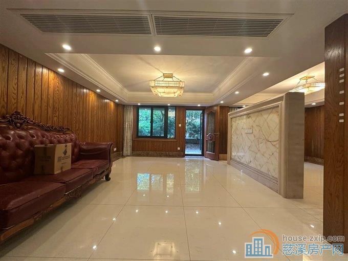 金色港湾 一复二 实际使用有 228平