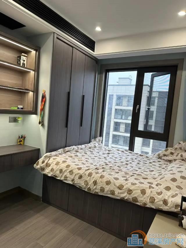 急卖 珑玥府112平方188万精装修