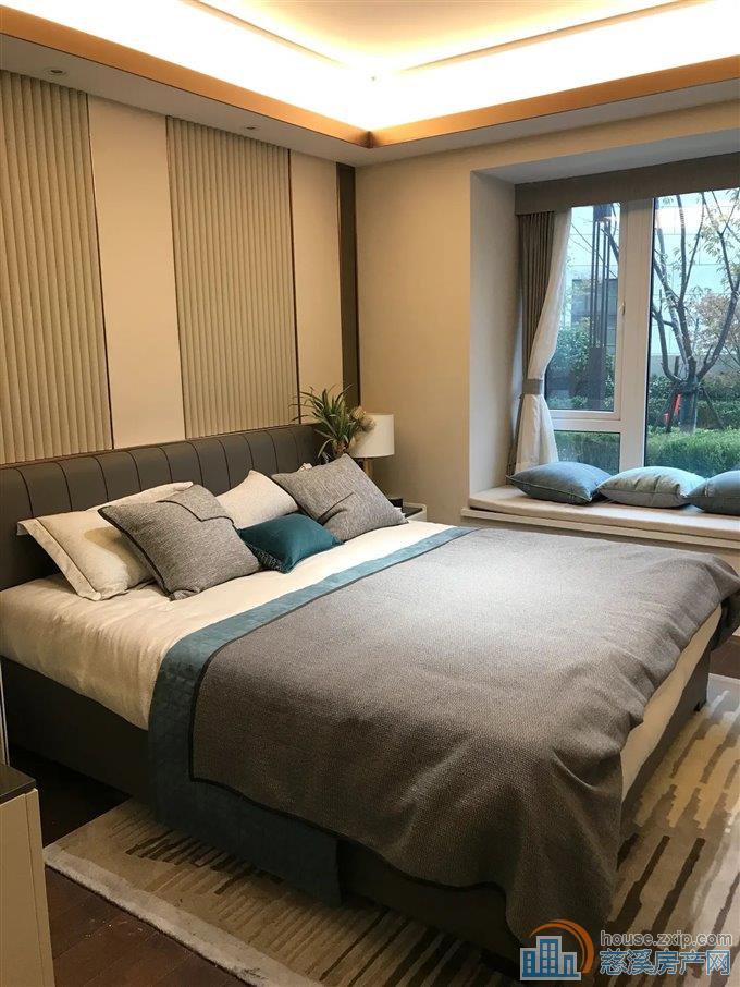 急售东原芳满庭83平80万