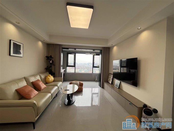 誉林府96平精装