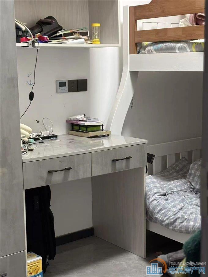 新潮塘北苑 83平方96万 精装 文锦可