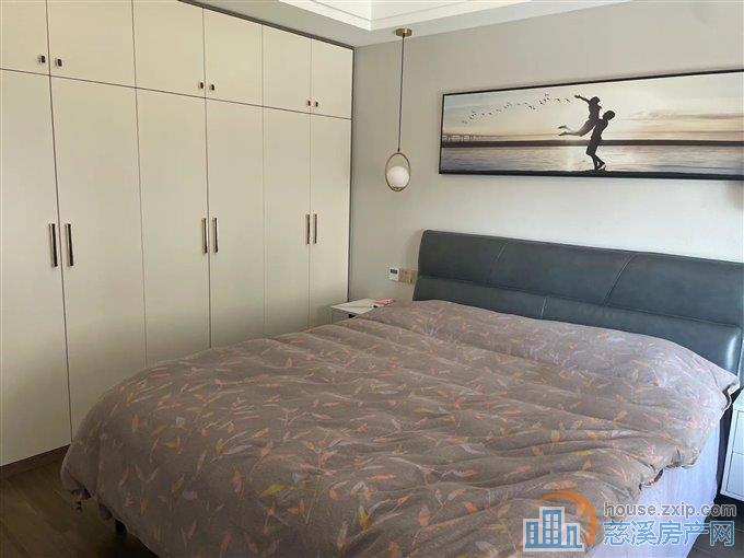 月桂府洋房 精装124平方118万带车位