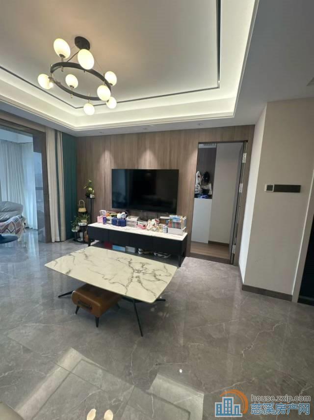 保利俯院江南中高层125平精装满2年