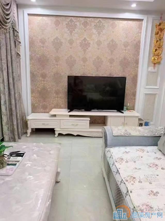 双喜花园电梯房75平方豪装85万