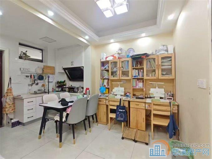 新潮塘北苑45.65平 精装修 没出租过