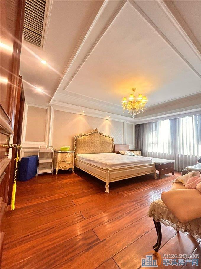 橡树湾洋房边套154平价格268万