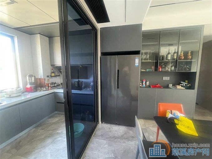 珑玥府 精装洋房112平188万