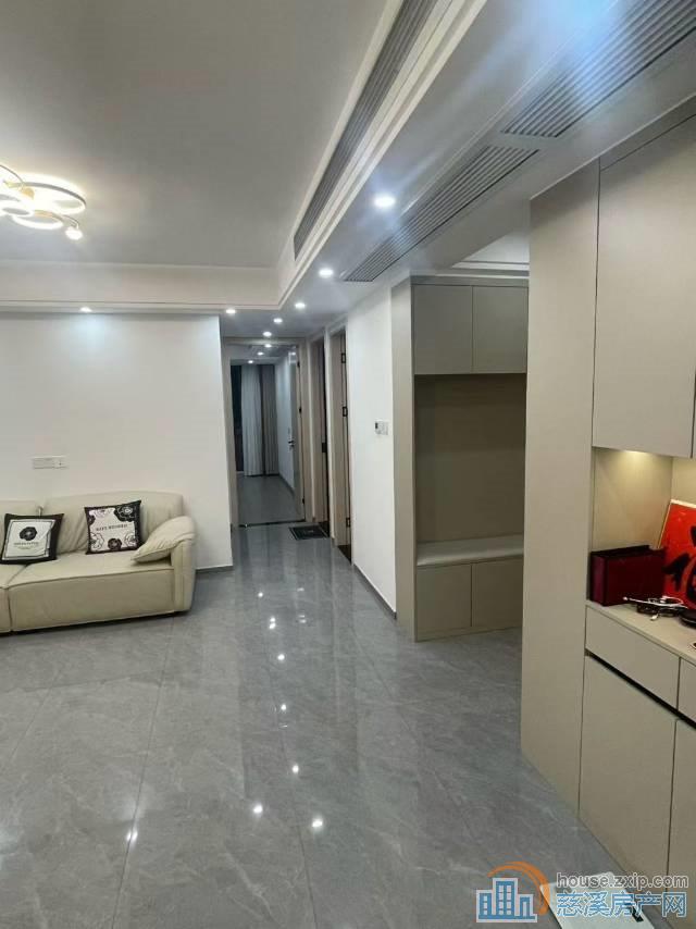  芳满庭黄金楼层精装修一口价93万直接房